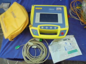 SCHILLER - FRED AED Defibrillator